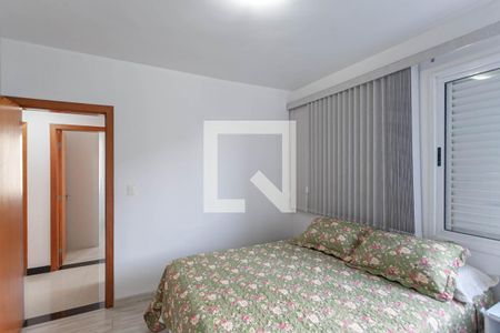 Apartamento à venda com 202m², 3 quartos e 3 vagas Apartamento à venda com 202m², 3 quartos e 3 vagasSuíte