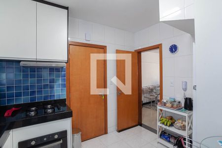 Apartamento à venda com 202m², 3 quartos e 3 vagas Apartamento à venda com 202m², 3 quartos e 3 vagasCozinha