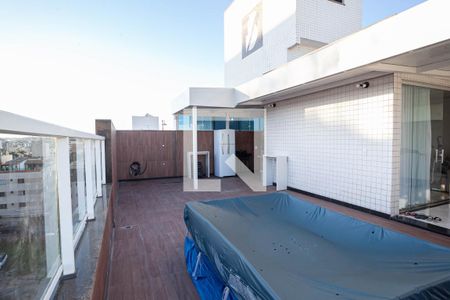 Apartamento à venda com 202m², 3 quartos e 3 vagas Apartamento à venda com 202m², 3 quartos e 3 vagasCobertura