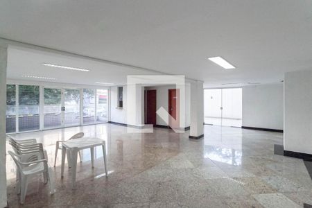 Apartamento à venda com 202m², 3 quartos e 3 vagas Apartamento à venda com 202m², 3 quartos e 3 vagasÁrea comum - Salão de festas