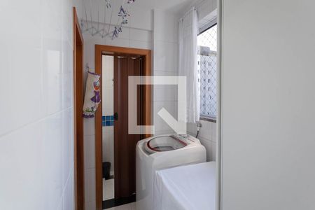 Apartamento à venda com 202m², 3 quartos e 3 vagas Apartamento à venda com 202m², 3 quartos e 3 vagasÁrea de serviço