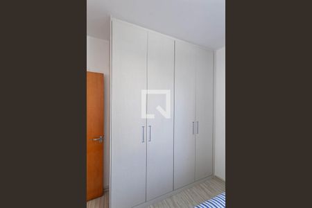 Apartamento à venda com 202m², 3 quartos e 3 vagas Apartamento à venda com 202m², 3 quartos e 3 vagasQuarto 2