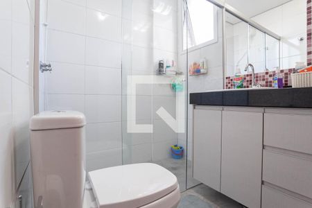 Apartamento à venda com 202m², 3 quartos e 3 vagas Apartamento à venda com 202m², 3 quartos e 3 vagasBanheiro da suíte
