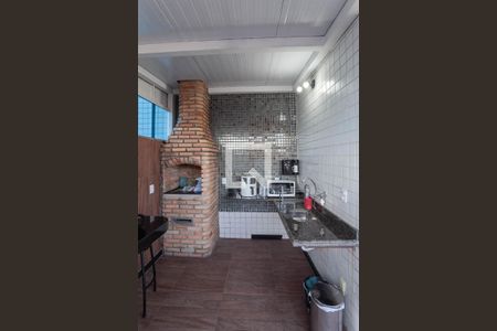 Apartamento à venda com 202m², 3 quartos e 3 vagas Apartamento à venda com 202m², 3 quartos e 3 vagasCobertura