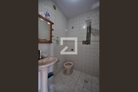 Casa à venda com 200m², 3 quartos e 2 vagasBanheiro da Suíte 2