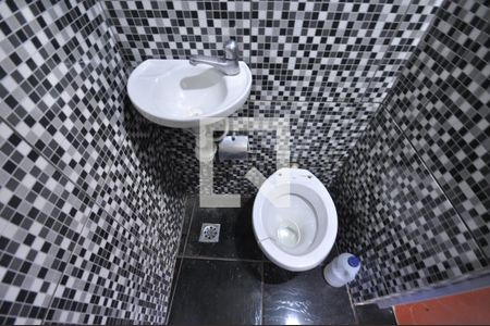 Casa à venda com 200m², 3 quartos e 2 vagasBanheiro de serviço