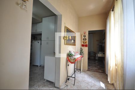 Casa à venda com 200m², 3 quartos e 2 vagasHall de entrada