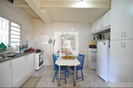 Casa à venda com 200m², 3 quartos e 2 vagasCozinha 1