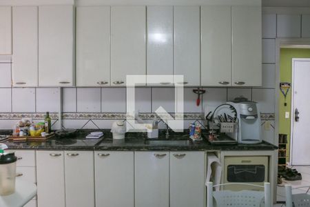 Apartamento à venda com 100m², 3 quartos e 2 vagasCozinha