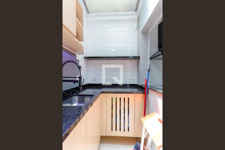 Casa de condomínio à venda com 61m², 2 quartos e 1 vaga Casa de condomínio à venda com 61m², 2 quartos e 1 vagaÁrea de Serviço