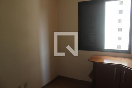 Quarto de apartamento para alugar com 3 quartos, 65m² em Jardim das Flores, São Paulo