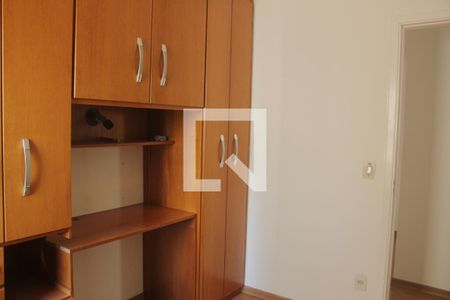 Quarto de apartamento para alugar com 3 quartos, 65m² em Jardim das Flores, São Paulo