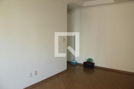 Sala de apartamento para alugar com 3 quartos, 65m² em Jardim das Flores, São Paulo
