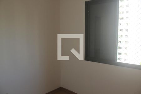 Quarto de apartamento para alugar com 3 quartos, 65m² em Jardim das Flores, São Paulo