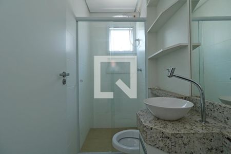 Apartamento à venda com 95m², 2 quartos e 2 vagasBanheiro da Suite
