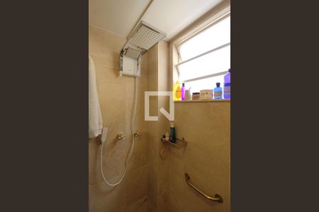 Apartamento à venda com 130m², 3 quartos e 1 vagaBanheiro da Suíte