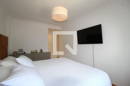 Apartamento à venda com 130m², 3 quartos e 1 vagaQuarto 3 - Suíte