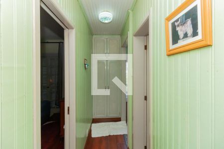 Casa à venda com 125m², 3 quartos e 3 vagas Casa à venda com 125m², 3 quartos e 3 vagasCorredor