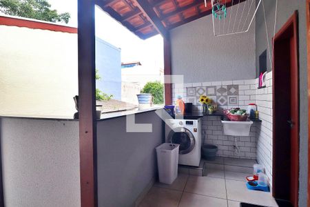 Apartamento à venda com 104m², 3 quartos e 1 vagaÁrea de Serviço