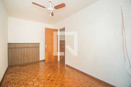 Quarto de apartamento à venda com 1 quarto, 45m² em Jardim do Salso, Porto Alegre
