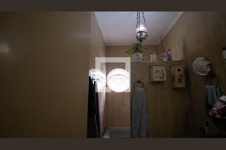 Casa à venda com 268m², 3 quartos e 3 vagas Casa à venda com 268m², 3 quartos e 3 vagasBanheiro