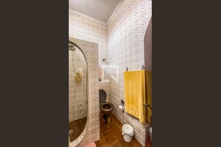 Casa à venda com 400m², 6 quartos e 2 vagas Casa à venda com 400m², 6 quartos e 2 vagasCasa 2 - Banheiro