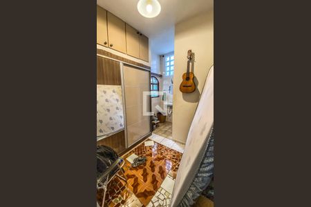 Casa à venda com 400m², 6 quartos e 2 vagas Casa à venda com 400m², 6 quartos e 2 vagasCasa 1 - Suite