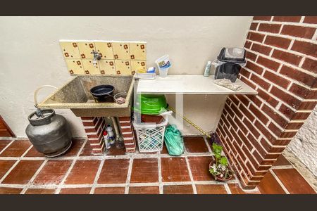 Casa à venda com 400m², 6 quartos e 2 vagas Casa à venda com 400m², 6 quartos e 2 vagasCasa 2 - Area de Serviço