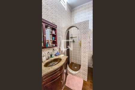 Casa à venda com 400m², 6 quartos e 2 vagas Casa à venda com 400m², 6 quartos e 2 vagasCasa 2 - Banheiro