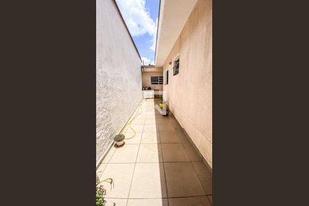 Casa à venda com 400m², 6 quartos e 2 vagas Casa à venda com 400m², 6 quartos e 2 vagasCorredor