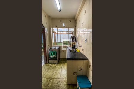 Casa à venda com 400m², 6 quartos e 2 vagas Casa à venda com 400m², 6 quartos e 2 vagasCasa 1 - Cozinha