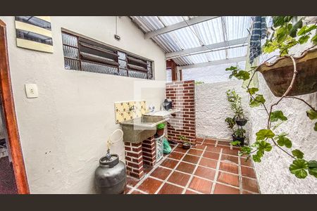 Casa à venda com 400m², 6 quartos e 2 vagas Casa à venda com 400m², 6 quartos e 2 vagasCasa 2 - Area de Serviço