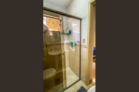 Casa à venda com 400m², 6 quartos e 2 vagas Casa à venda com 400m², 6 quartos e 2 vagasCasa 3 - Banheiro