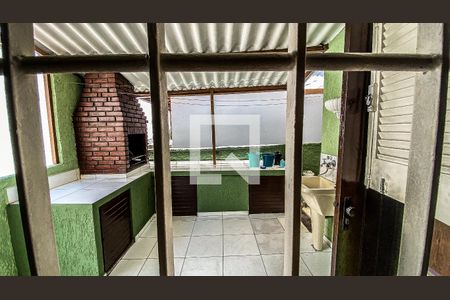 Casa à venda com 400m², 6 quartos e 2 vagas Casa à venda com 400m², 6 quartos e 2 vagasCasa 1 - Vista Quarto