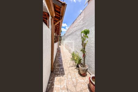 Casa à venda com 400m², 6 quartos e 2 vagas Casa à venda com 400m², 6 quartos e 2 vagasCorredor