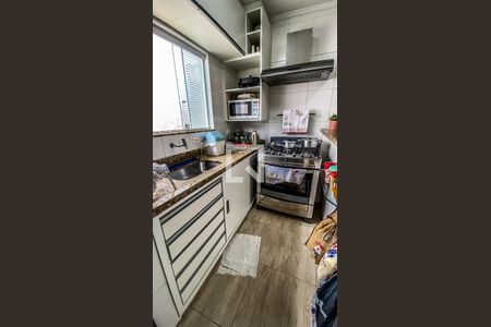 Casa à venda com 400m², 6 quartos e 2 vagas Casa à venda com 400m², 6 quartos e 2 vagasCasa 3 - Cozinha