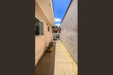 Casa à venda com 400m², 6 quartos e 2 vagas Casa à venda com 400m², 6 quartos e 2 vagasCorredor