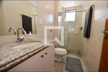 Apartamento à venda com 95m², 3 quartos e 2 vagasBanheiro social