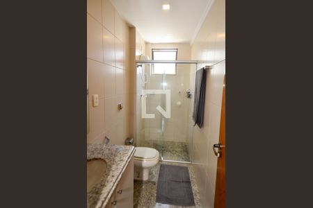 Apartamento à venda com 95m², 3 quartos e 2 vagasBanheiro social