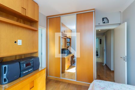 Apartamento à venda com 146m², 4 quartos e 4 vagasQuarto