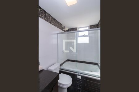 Apartamento à venda com 146m², 4 quartos e 4 vagasBanheiro