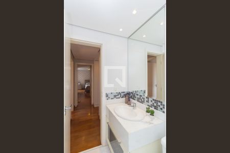 Apartamento à venda com 146m², 4 quartos e 4 vagasBanheiro