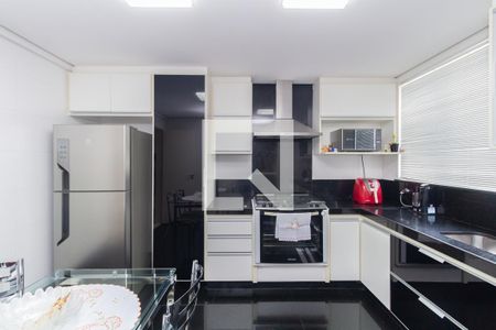 Apartamento à venda com 146m², 4 quartos e 4 vagasCozinha 