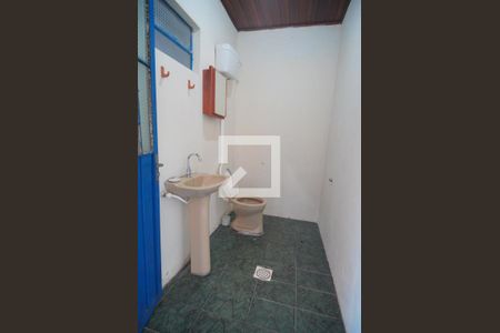 Casa à venda com 178m², 3 quartos e 1 vaga Casa à venda com 178m², 3 quartos e 1 vagaBanheiro 2