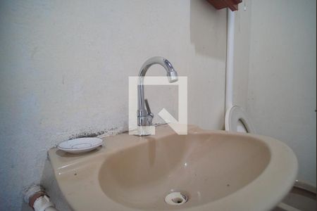 Casa à venda com 178m², 3 quartos e 1 vaga Casa à venda com 178m², 3 quartos e 1 vagaBanheiro 2