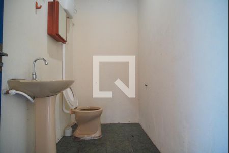 Casa à venda com 178m², 3 quartos e 1 vaga Casa à venda com 178m², 3 quartos e 1 vagaBanheiro 2