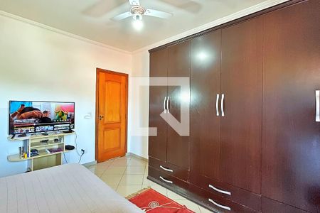 Casa à venda com 528m², 6 quartos e 3 vagasSuíte 3