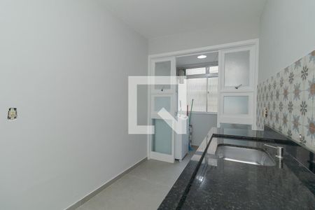 Apartamento à venda com 69m², 2 quartos e 1 vagaCozinha