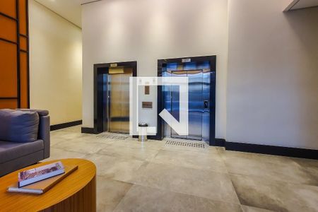 Apartamento à venda com 22m², 1 quarto e sem vaga Apartamento à venda com 22m², 1 quarto e sem vagaHall de Entrada