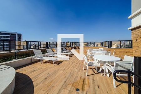 Apartamento à venda com 22m², 1 quarto e sem vaga Apartamento à venda com 22m², 1 quarto e sem vagaÁrea comum - Piscina